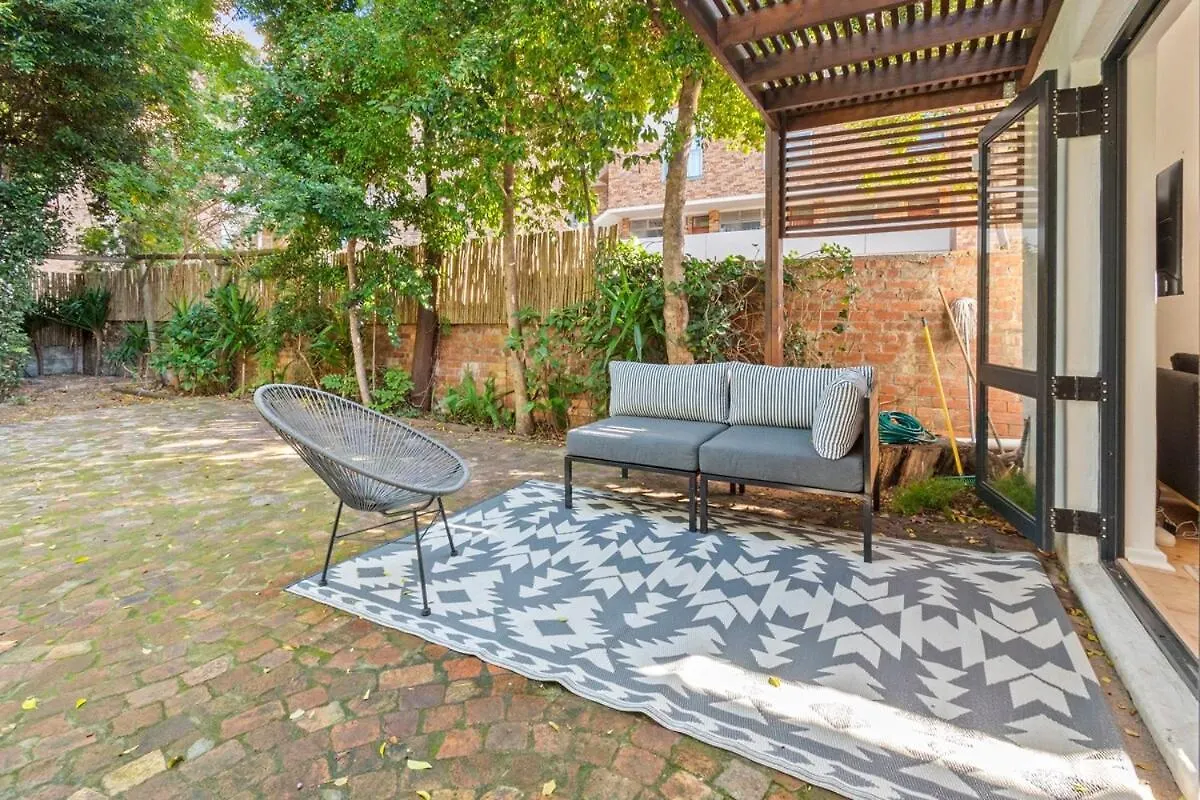 Three Bedroom House In Newlands Cape Town 0*,